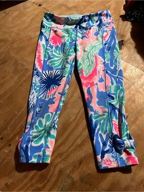 Lilly Pulitzer Girls Blue Pink Green Tropical Print Leggings